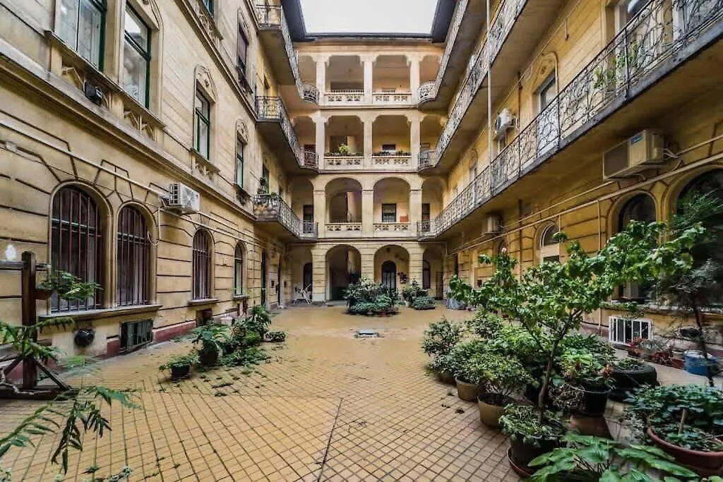 Sweet & Cozy Home At Center Budapest Hungary