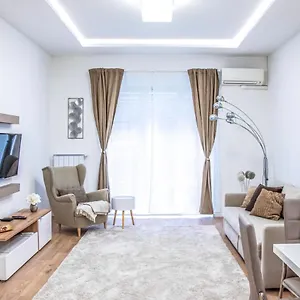Asboth Downtown Apartamento