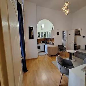 Studio2000budapest Apartamento